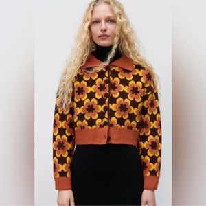 Zara 70s Retro Floral Print Crop Button Down Cardigan Sweater Blogger Favorite